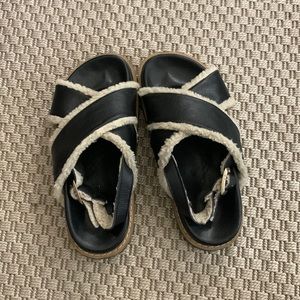 Alohas Sandals Marshmallow Black leather and shearling